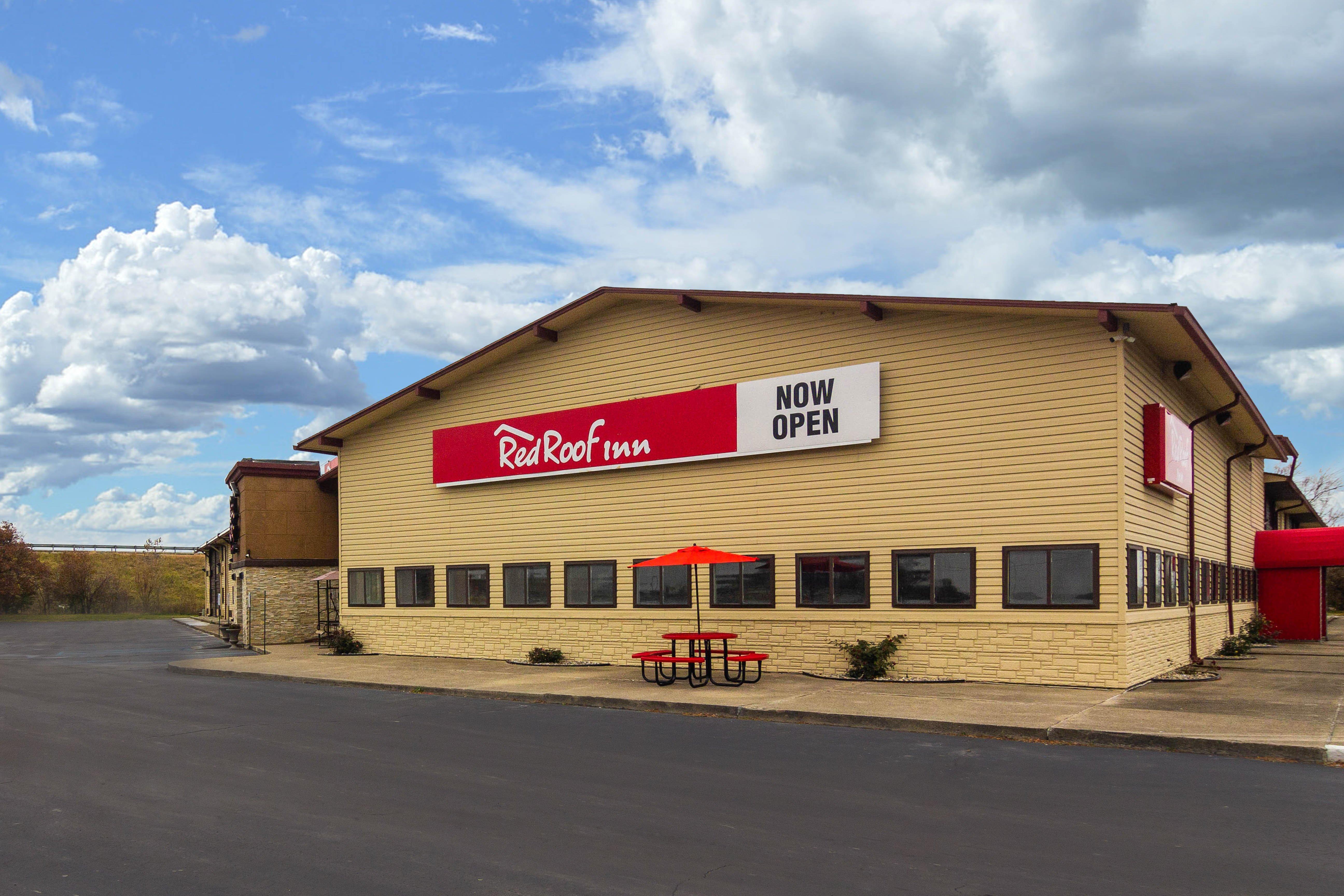 Red Roof Inn Perrysburg Exterior photo