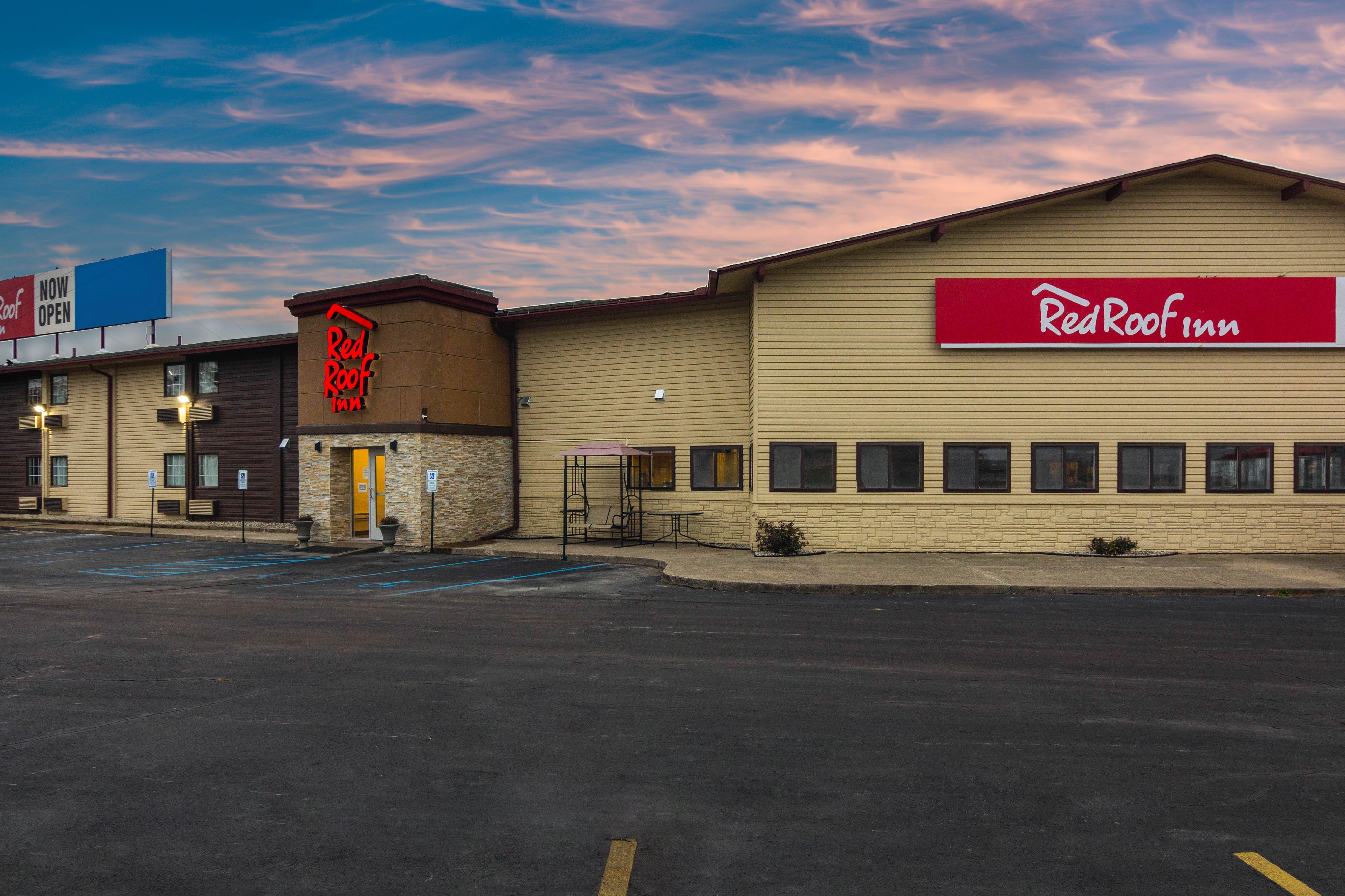 Red Roof Inn Perrysburg Exterior photo